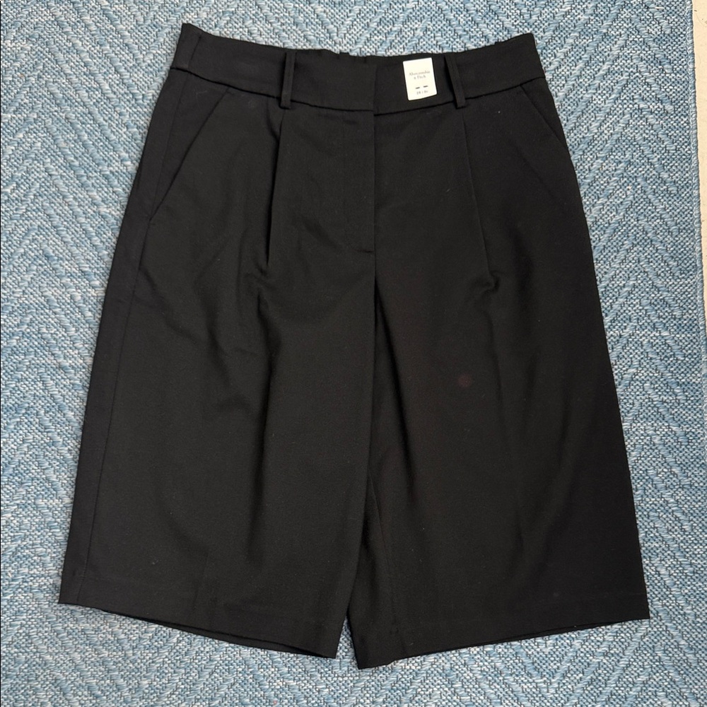 Abercrombie & Fitch Classic Black Bermudas